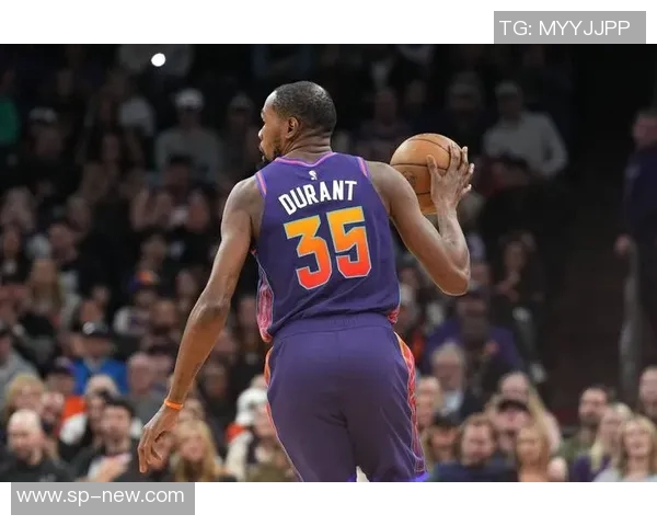 杜兰特领衔篮网对决魔术展现绝佳状态与团队默契