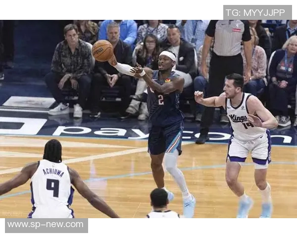 火箭队与森林狼展开激烈对决争夺季后赛席位的关键战役