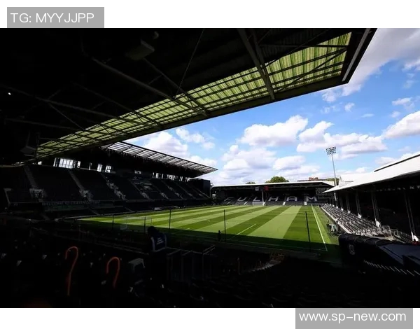 南京国米迎战尤文图斯期待精彩对决球迷热情高涨助威助力球队奋勇争胜